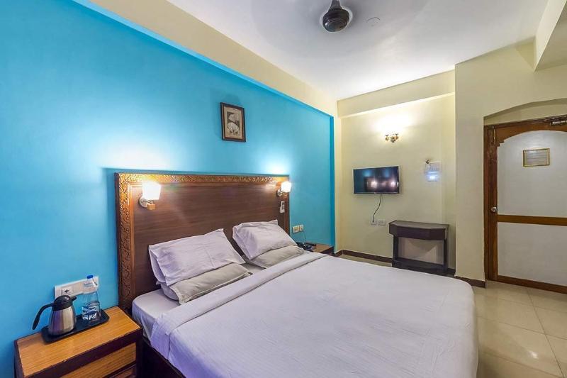 Mount Heera Hotel Csennai Kültér fotó